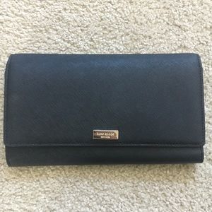 Kate Spade trifold wallet